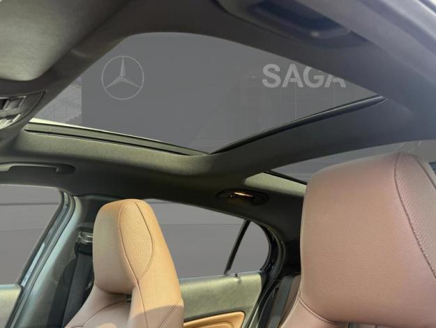 MERCEDES-BENZ GLA 180 Urban  