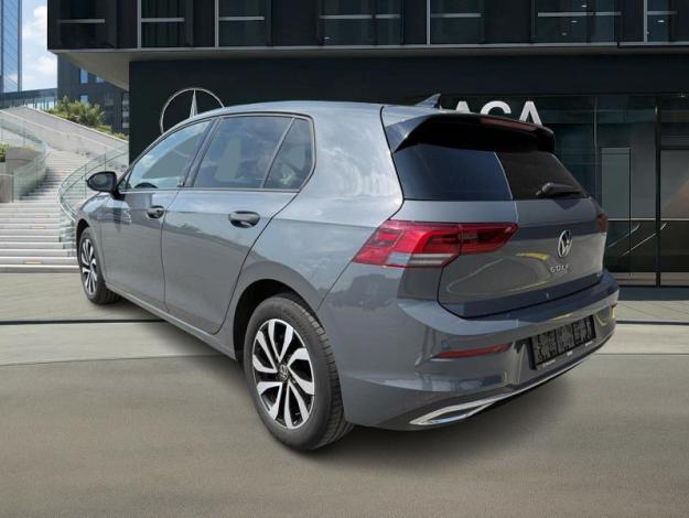 VOLKSWAGEN Golf VIII  Active eTSI DSG   