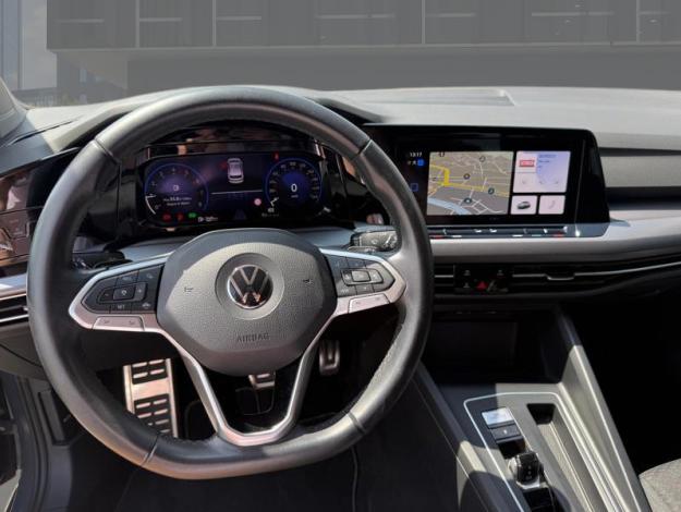 VOLKSWAGEN Golf VIII  Active eTSI DSG   