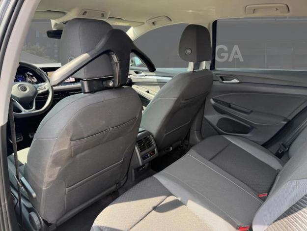 VOLKSWAGEN Golf VIII  Active eTSI DSG   