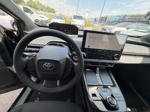 TOYOTA C-HR Design Grande Autonomie 77 kWh 224ch  C HR+ GRANDE AUTONOMIE DESIGNJANTES20 COURTOISIE