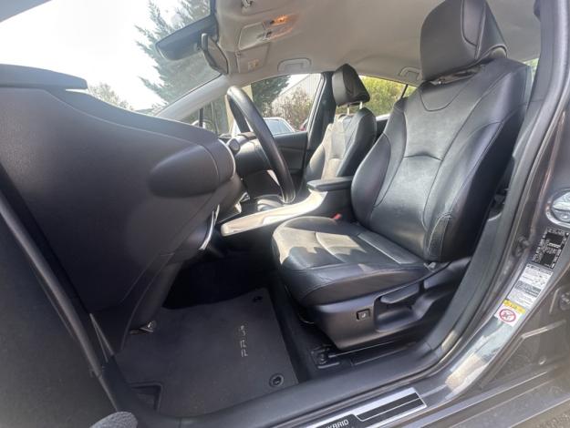 TOYOTA Prius Lounge  1.8 122 ch 