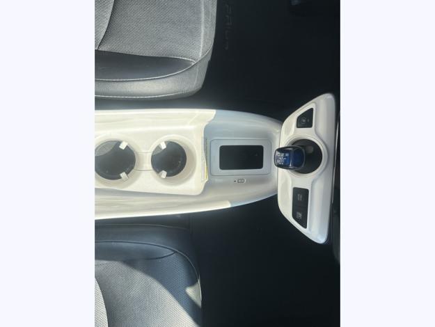 TOYOTA Prius Lounge  1.8 122 ch 
