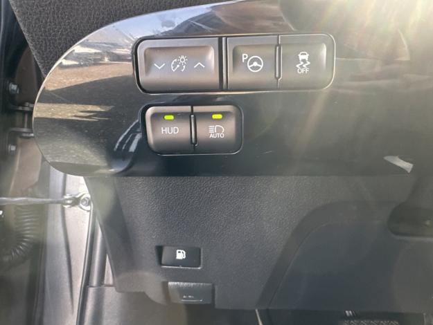 TOYOTA Prius Lounge  1.8 122 ch 