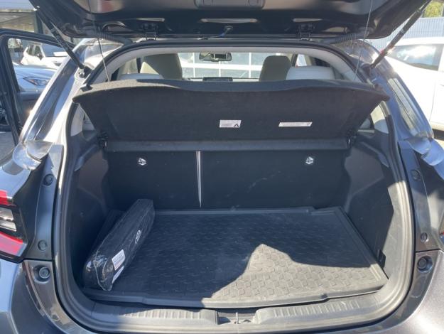 TOYOTA Yaris 116h Iconic  