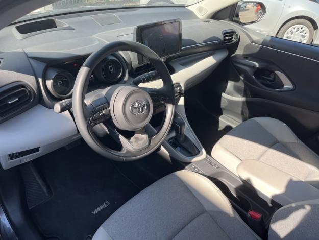 TOYOTA Yaris 116h Iconic  