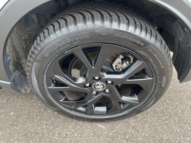 TOYOTA C-HR 122h GRAPHIC  