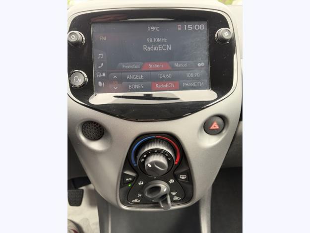 TOYOTA Aygo X-Play  
