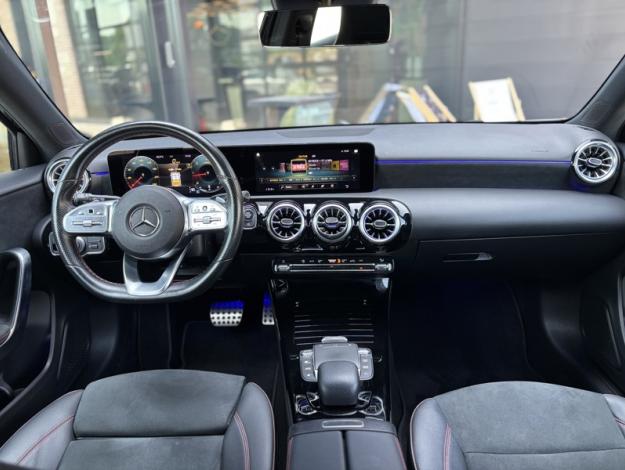 MERCEDES-BENZ Classe A 180 d AMG Line  
