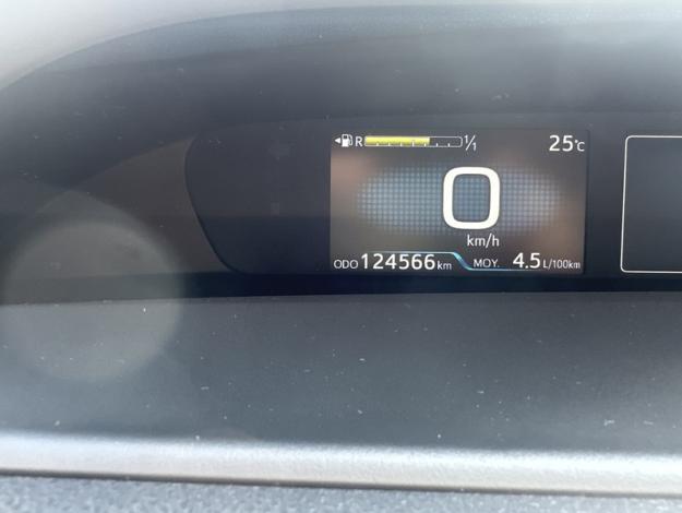 TOYOTA Prius Lounge  1.8 122 ch 