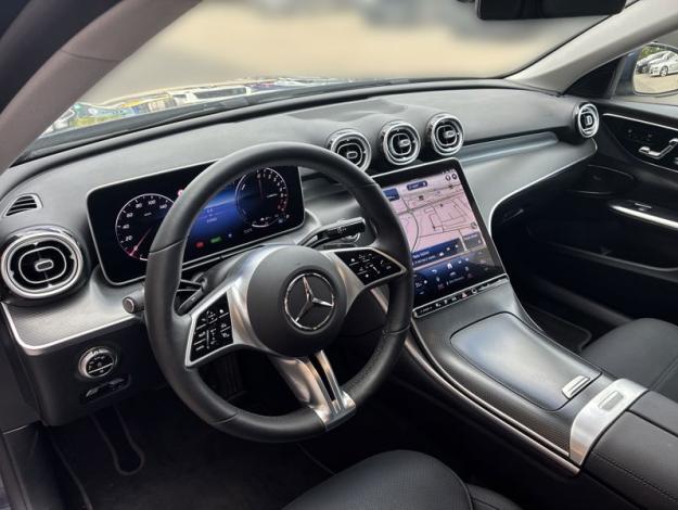 MERCEDES-BENZ  Třídy C C 300e 4MATIC EQ (10/18)