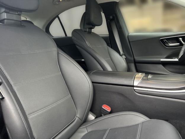 MERCEDES-BENZ  Třídy C C 300e 4MATIC EQ (16/18)