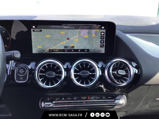 MERCEDES-BENZ GLA 200 d AMG Line  