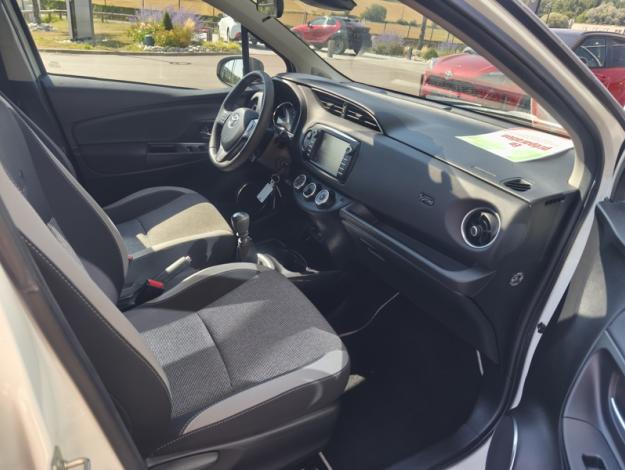 TOYOTA Yaris 110 VVT-i CVT Design Y20  