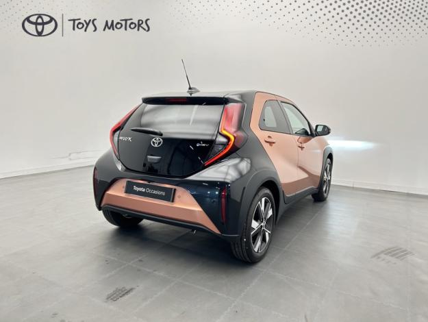 TOYOTA Aygo X Hybride 116h Graphic  Pack Zen Radar