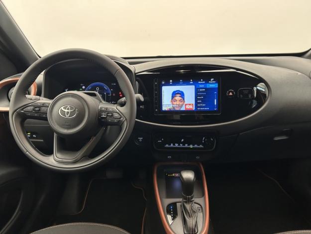 TOYOTA Aygo X Hybride 116h Graphic  Pack Zen Radar