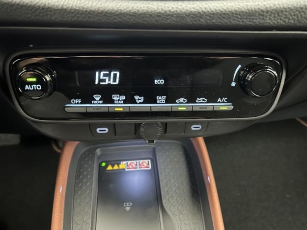 TOYOTA Aygo X Hybride 116h Graphic  Pack Zen Radar