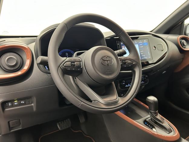 TOYOTA Aygo X Hybride 116h Graphic  Pack Zen Radar