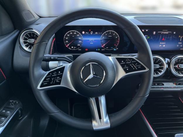 MERCEDES-BENZ GLB 200 Progressive Edition (11/21)