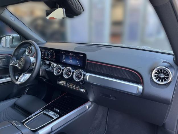 MERCEDES-BENZ GLB 200 Progressive Edition (15/21)