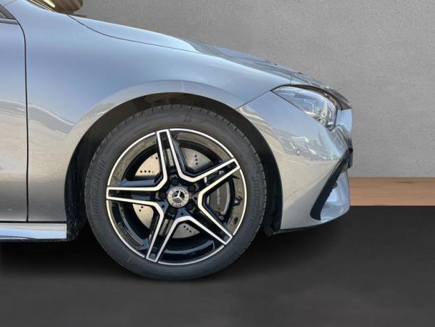 MERCEDES-BENZ CLA-Třída CLA 200 d Shooting Brake AMG Night (9/21)