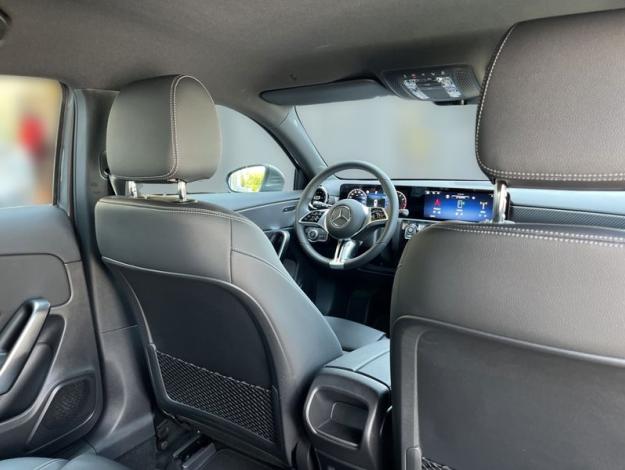 MERCEDES-BENZ A-Třída A 180 Progressive Edition (20/20)