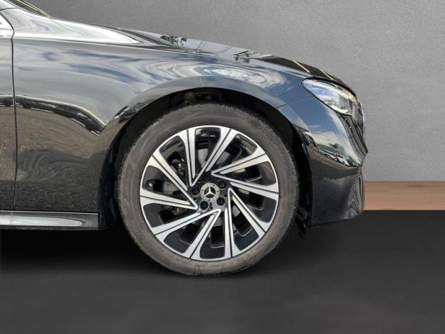 MERCEDES-BENZ  Třídy E E 220d 4MATIC Avantgarde (9/20)