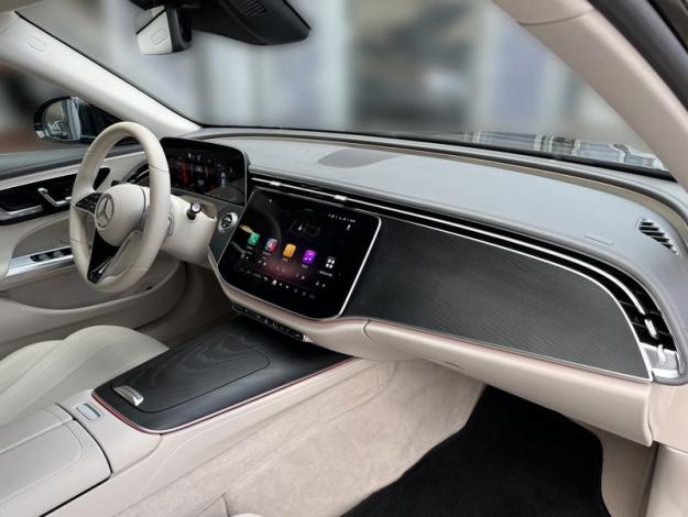 MERCEDES-BENZ  Třídy E E 220d 4MATIC Avantgarde (15/20)