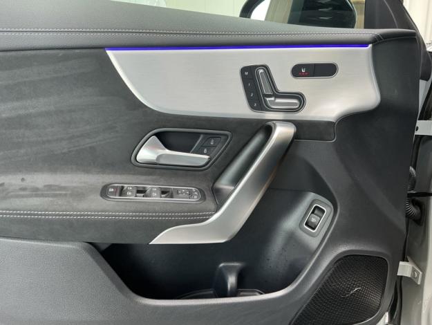MERCEDES-BENZ CLA-Klasse CLA 180 Coupé