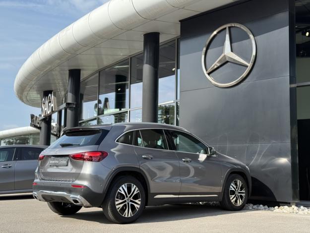 MERCEDES-BENZ GLA 200 d Business Line  