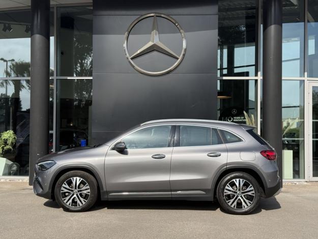 MERCEDES-BENZ GLA 200 d Business Line  