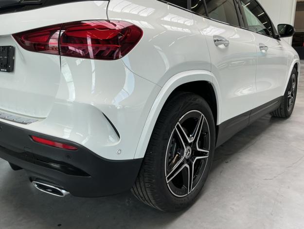 MERCEDES-BENZ GLA 180 d AMG Line  GLA 180 d AMG Line