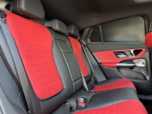 MERCEDES-BENZ GLC Coupé GLC 300 4MATIC kupé AMG (18/19)