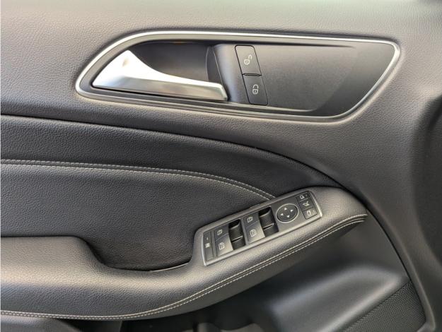 MERCEDES-BENZ Classe B B 200 d Starlight Edition  