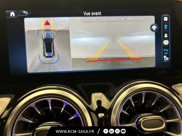 MERCEDES-BENZ GLA 200 AMG Line  