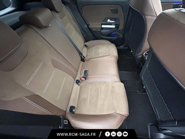 MERCEDES-BENZ GLA 200 AMG Line  