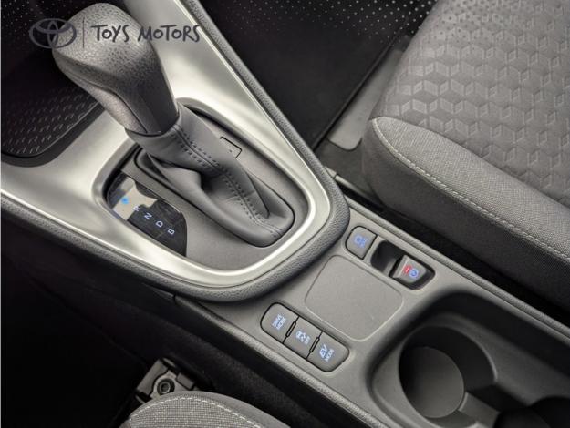TOYOTA Yaris Hybride 116h Design   PACK CONFORT 