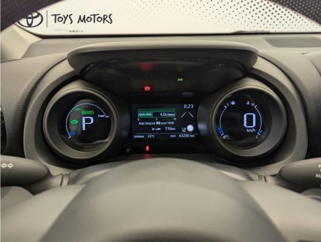 TOYOTA Yaris Hybride 116h Design   PACK CONFORT 