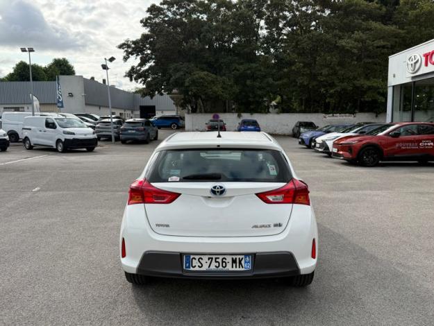 TOYOTA Auris 1.8 Hybride 136h Dynamic  