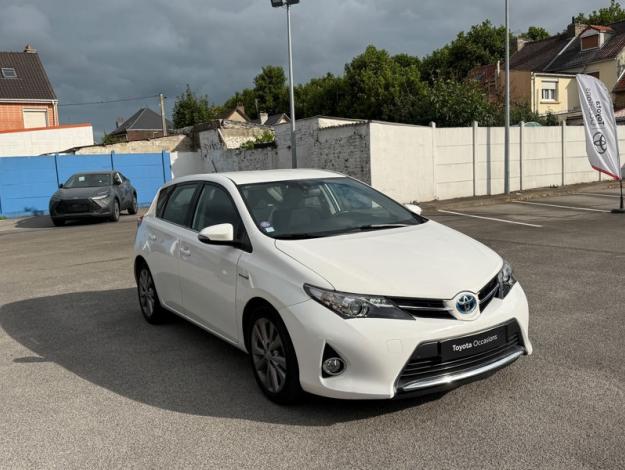 TOYOTA Auris 1.8 Hybride 136h Dynamic  