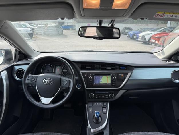 TOYOTA Auris 1.8 Hybride 136h Dynamic  