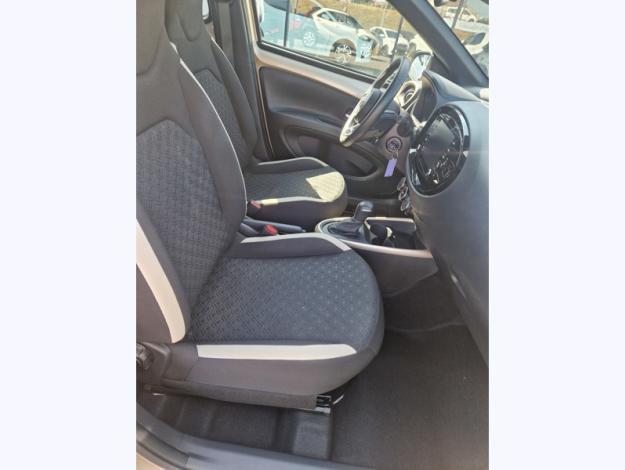 TOYOTA Aygo X 1.0 VVT-i 72 Design   