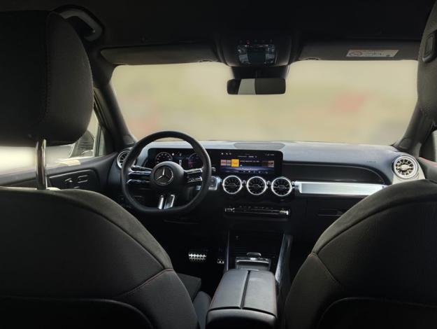 MERCEDES-BENZ GLB 200 d AMG Night (14/18)