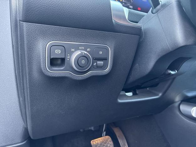 MERCEDES-BENZ GLB 200 d 4MATIC (12/18)