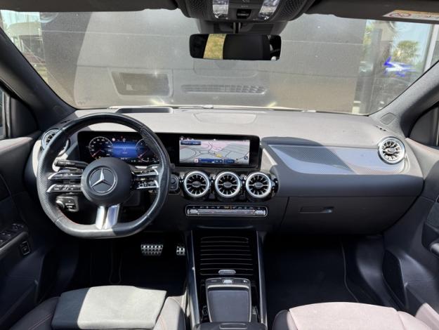 MERCEDES-BENZ GLA 200 d AMG Line  