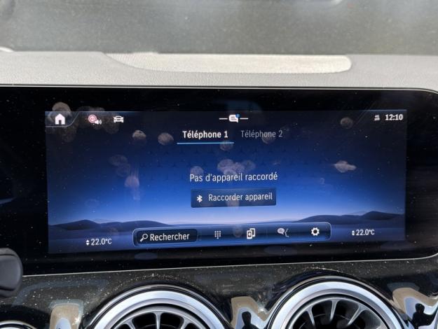 MERCEDES-BENZ GLA 200 d AMG Line  