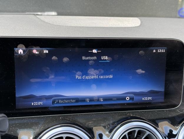 MERCEDES-BENZ GLA 200 d AMG Line  