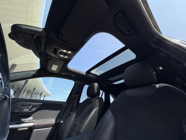 MERCEDES-BENZ GLA 200 d AMG Line  