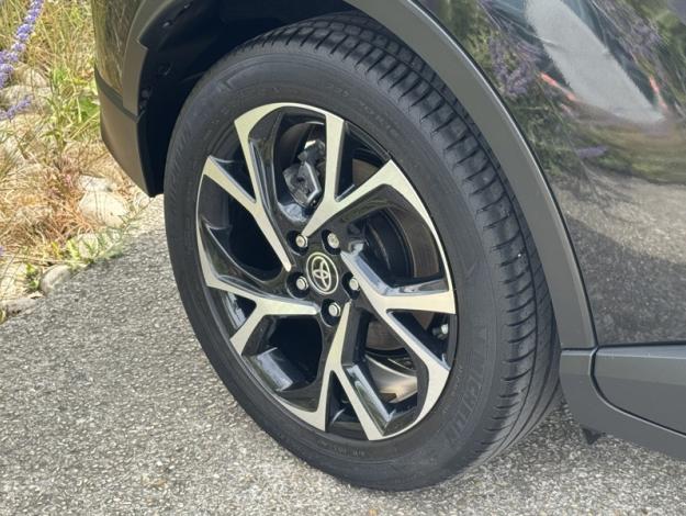 TOYOTA C-HR 1.8 Hybride 122 Edition  