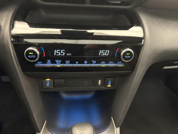 TOYOTA Yaris Cross 1.5 116H COLLECTION    